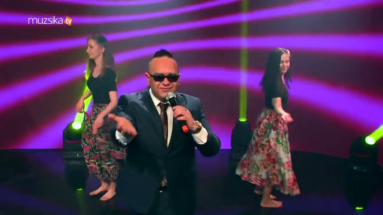 Felvidéki Sanci - Roma vér /Felvidéki Mulatós Show - MUZSIKA TV/