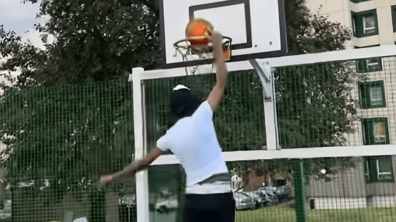 MY FIRST DUNK