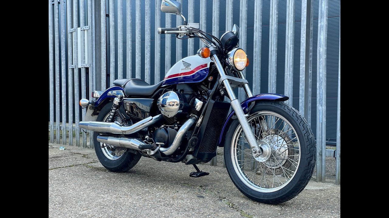 2011 Honda VT750S Walkaround