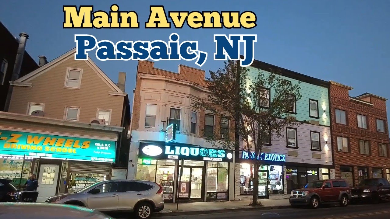 Evening walk on Main Avenue in Passaic, NJ | Burgess Pl to Park Pl