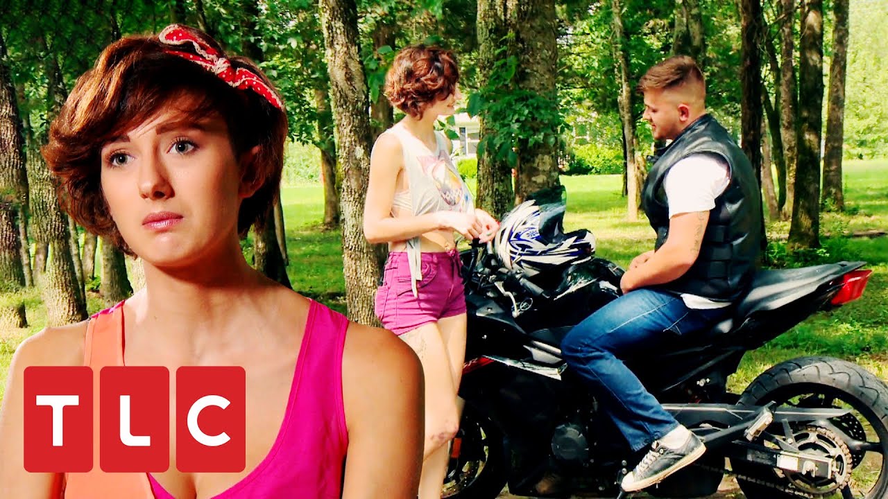 Gitana motociclista se compromete con un gorger | Mi Gran Boda Gitana | TLC Latinoamérica