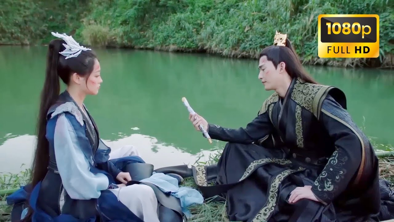 【微電影】王爺向灰姑娘袒露真情，贈她匕首作為定情信物，兩人關係終於更進一步 | 流光引 Fateful Love