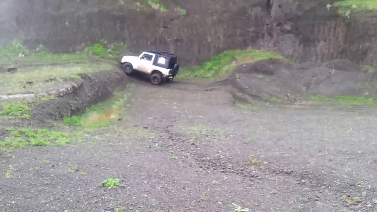 Suzuki nella cava di manzolini