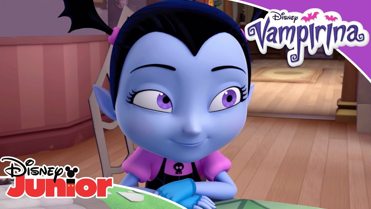 🐺 Fang Finds His Pack! | Vampirina | Disney Kids