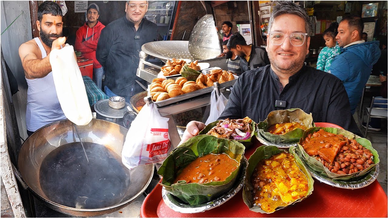 70/- Best Indian Street Food Nashta Of North India 🇮🇳 Luchi Rajma, Patte Wale Chole Kulche, Golgappe