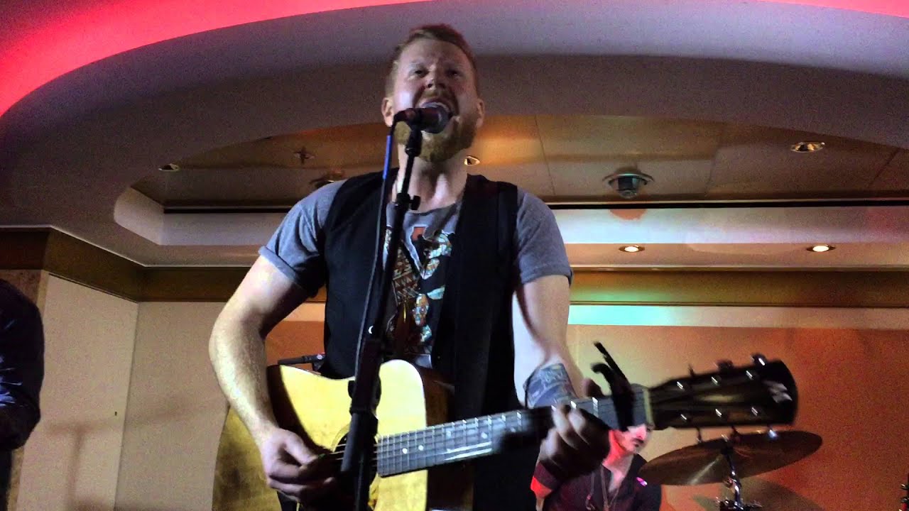 Steve Everett - Never Love You - The Rock Boat XVI