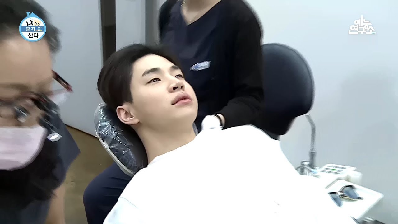[선공개] 왼손은 거들뿐 ㅠㅠ 헨리 사랑니 발치 현장!
