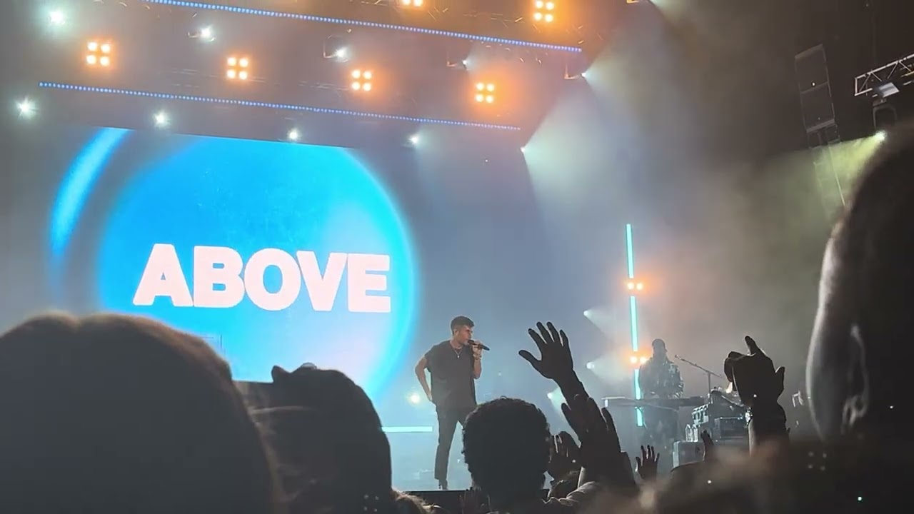 What an awesome God by Phil Wickham live ￼