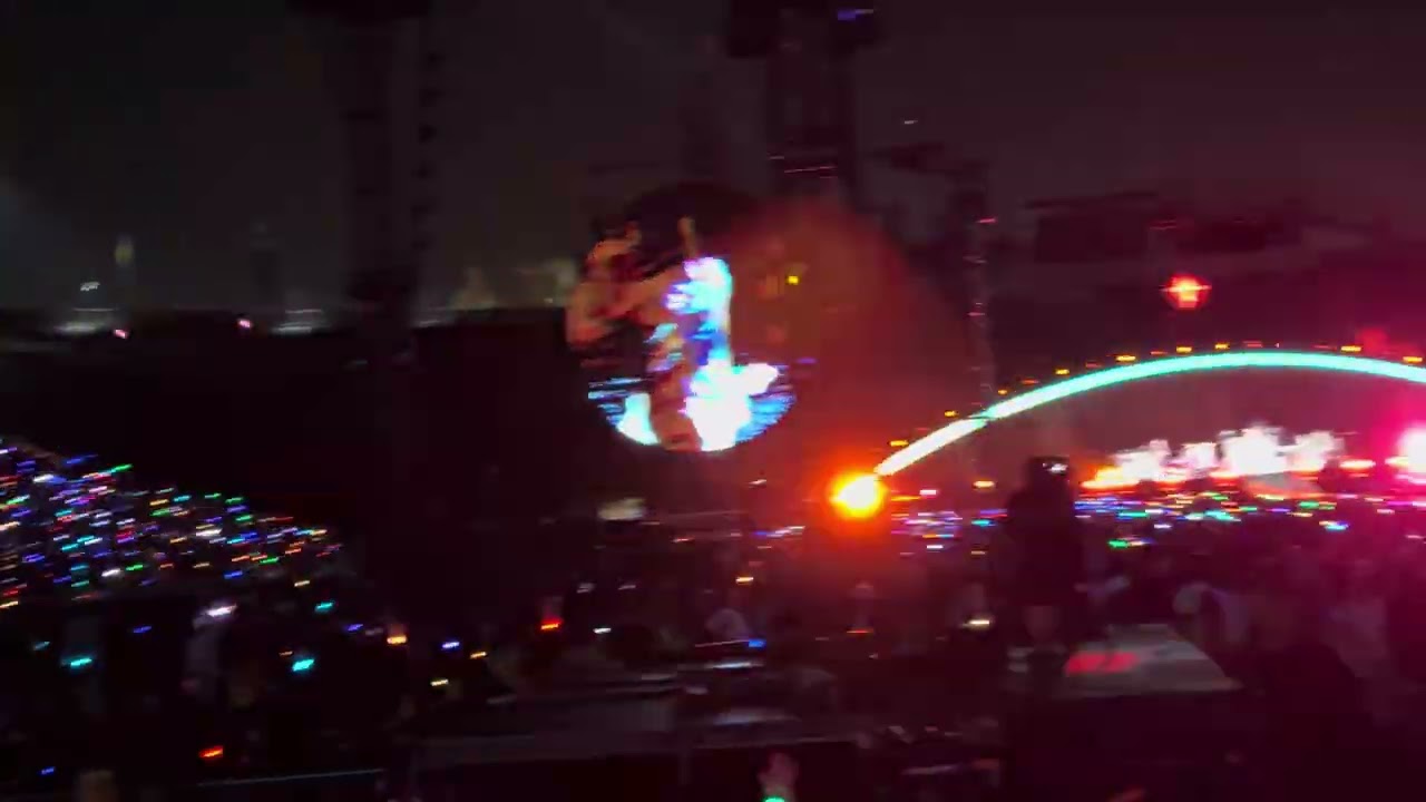 Coldplay – Charlie Brown (Live at Rose Bowl 2023)