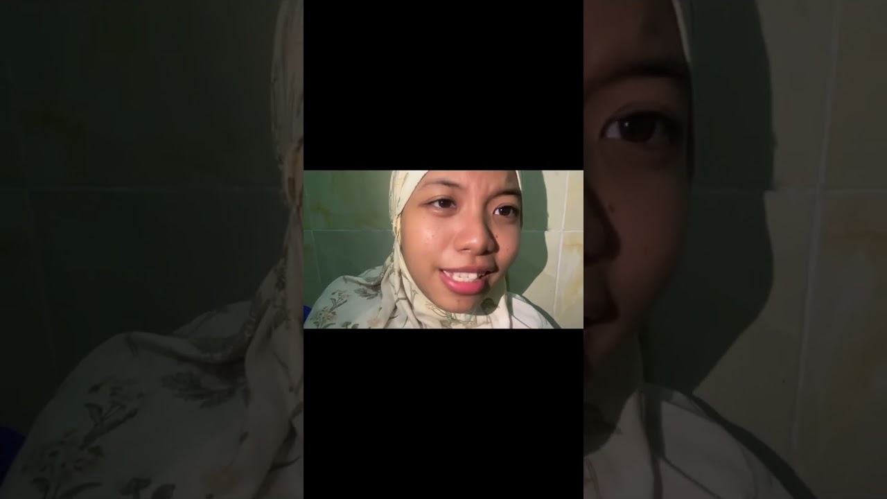 068_Laila Firda. Let me introduce myself 🌺🌻