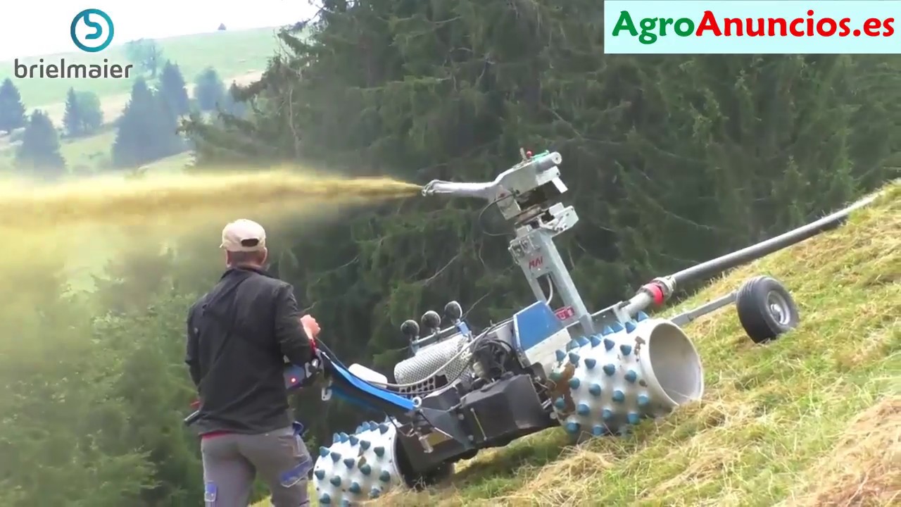 Esparciendo purin con Brielmaier | AgroAnuncios.es