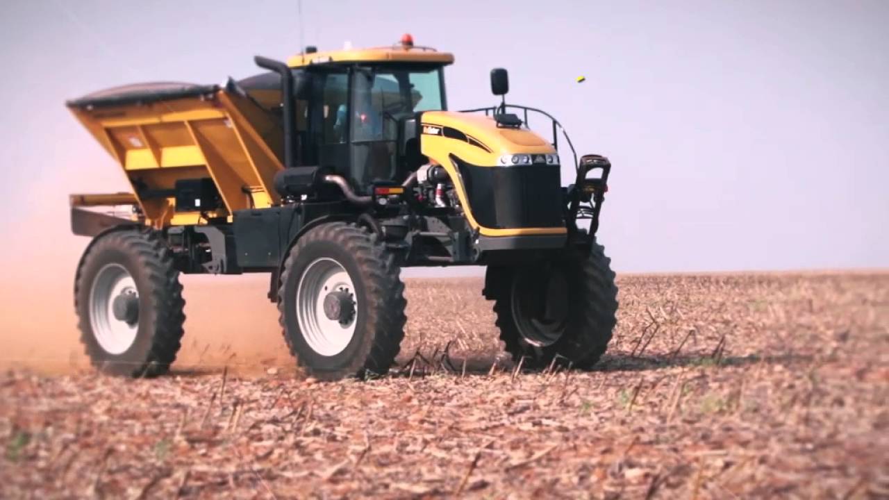 Valtra - Rogator RG 1300 Spinner