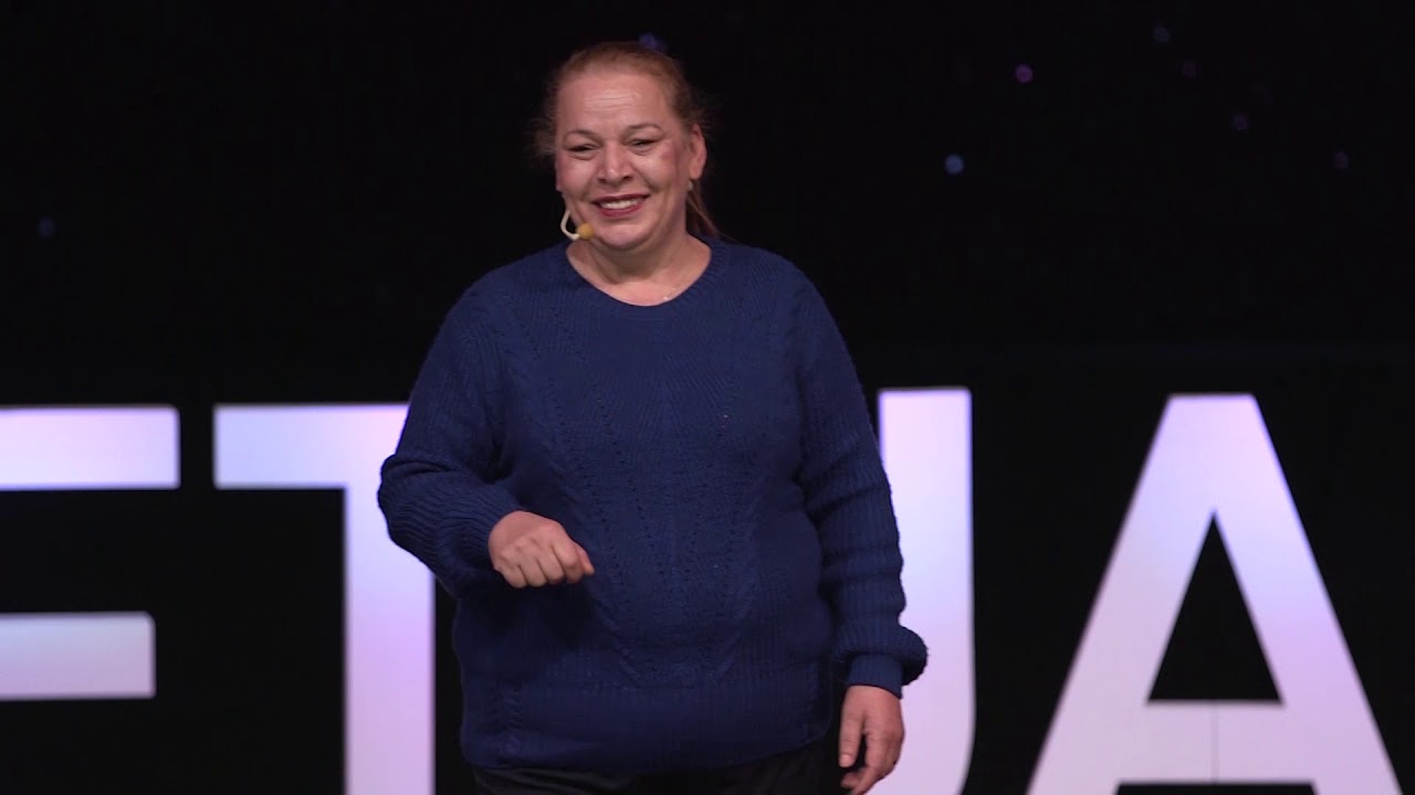 Hayata Sarılmak Sokaktan Başlar | Ayşe Tükrükçü | TEDxMETUAnkara