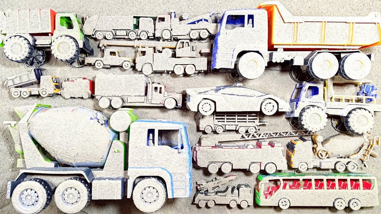 Temukan Mobil Mainan Terkubur dan Membersihkan Truk Molen Besar, Truk Besar Dumptruk, Mobil Pemadam
