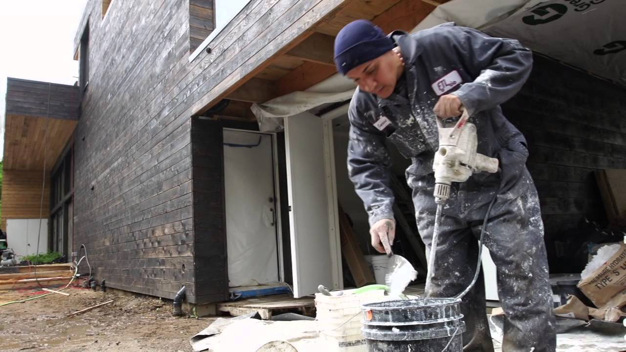 Flexhouse:  Lime and Clay Plaster
