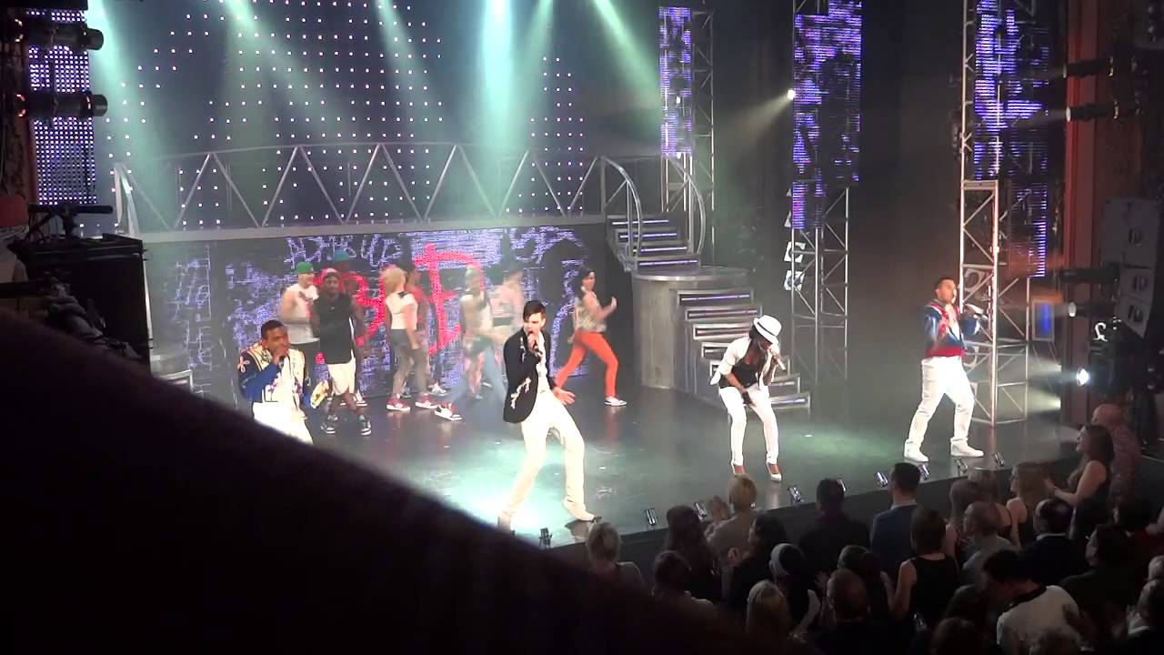 Thriller Live Musical - London 2012 - Bad - Black or white - End