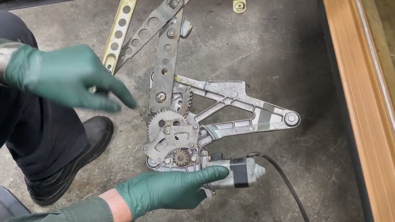 Power Window Failure and Repair: Mercedes 300D Rolling Restoration