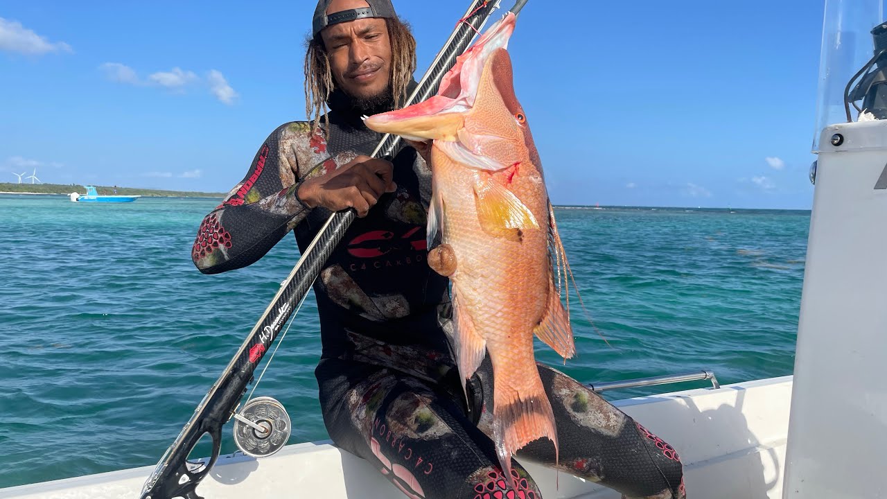 Chasse sous-marine récif Guadeloupe  by John Lopez team c4 Carbon (Karukera apnee)