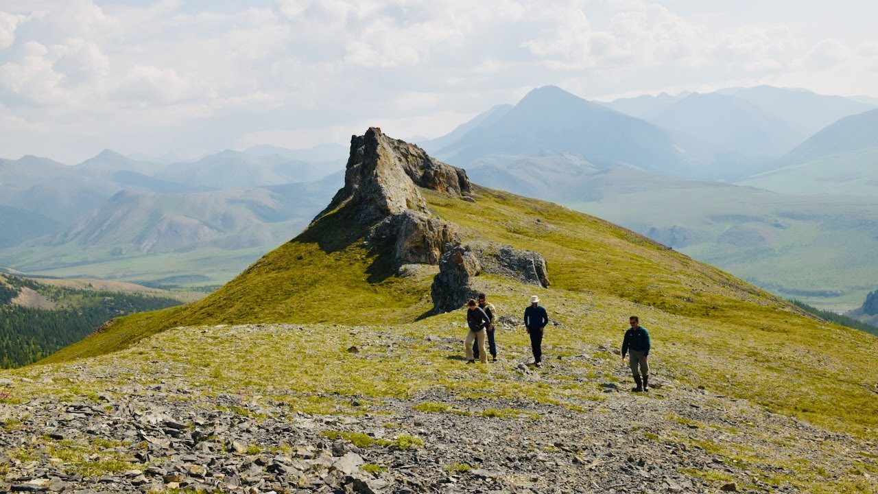 Esrocking Ivvavik National Park, Yukon