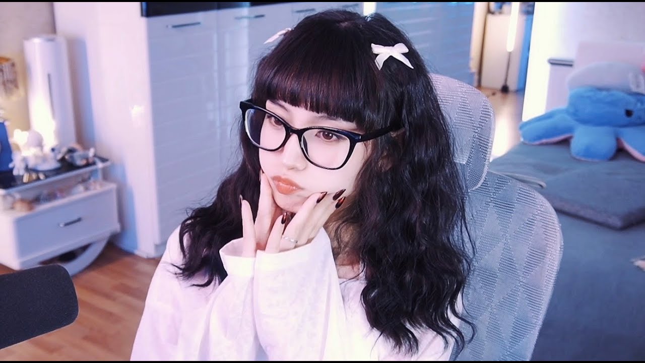 🔻Шаамий тиндэр охин iconic 4.0