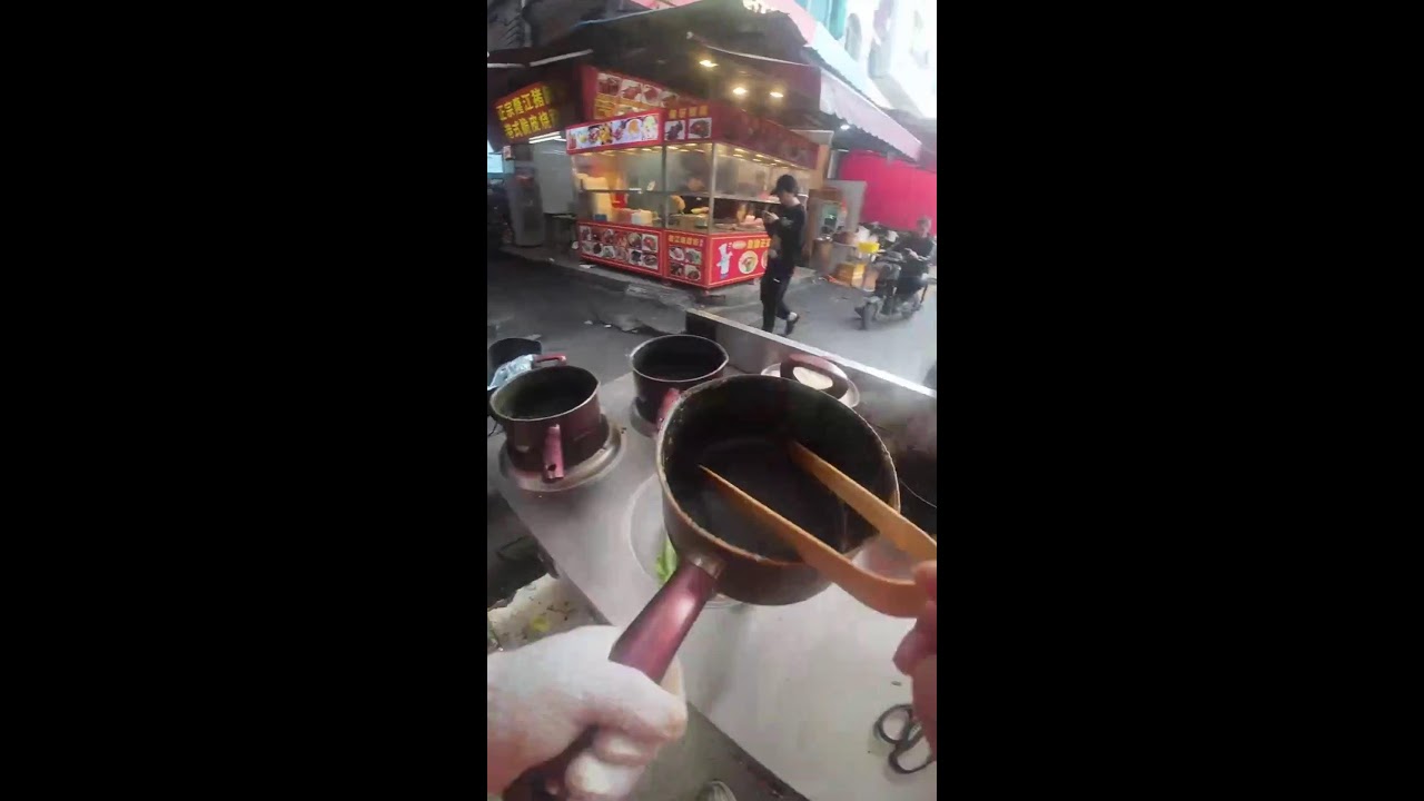 Chinese Street Food Livestream | POV Spicy Bowl Assembly with Real Market Sounds