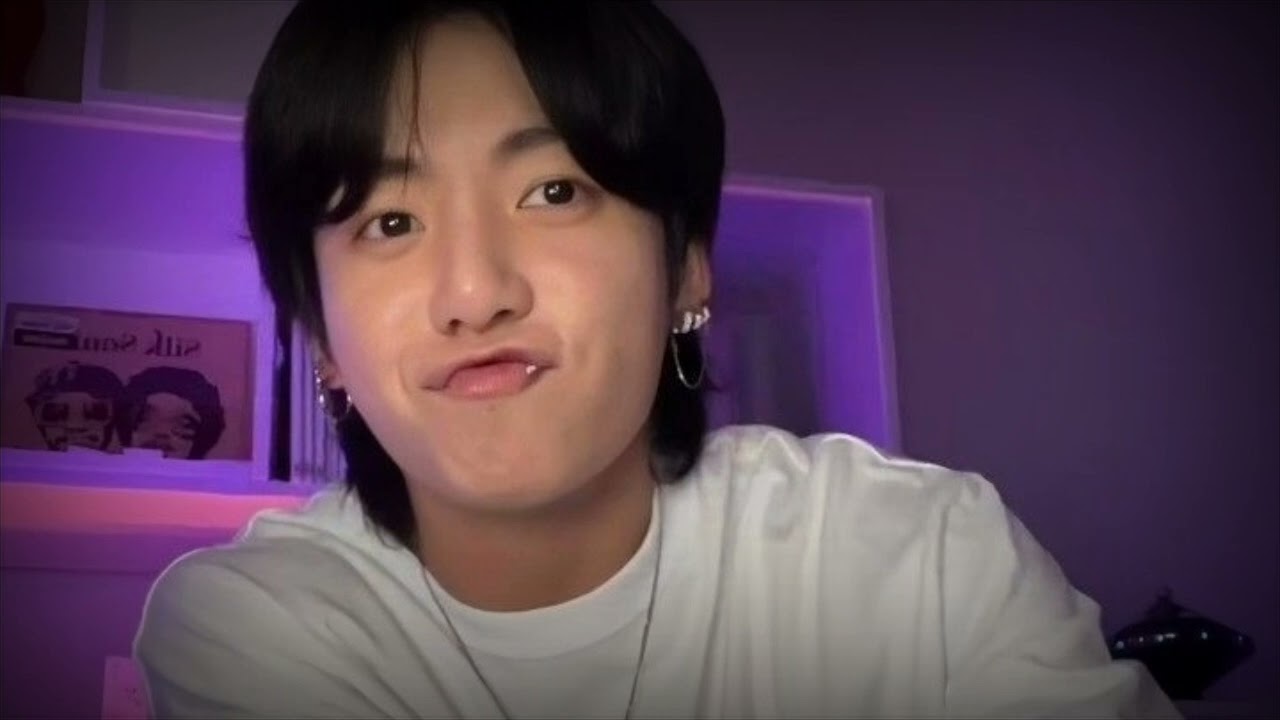 ASMR JUNGKOOK || 'vai me negar um beijinho?