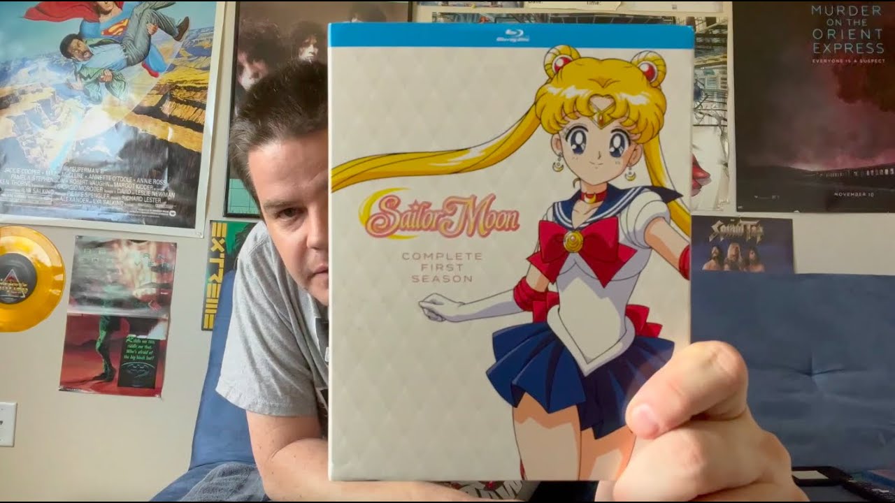 Sailor Moon Complete First Season Blu-ray Disc Set Unboxing and Review With Screencaps! Viz Kodansha
