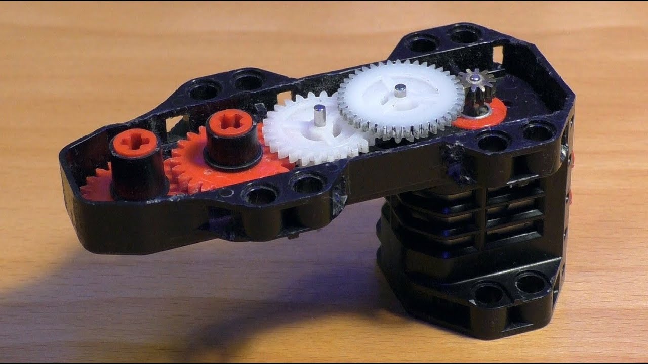 LEGO 5292 RC buggy motor internals, disassembly and fixing
