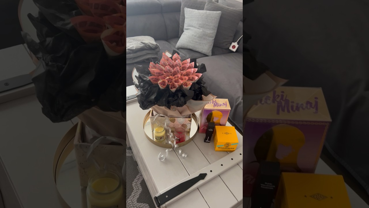 DIY Money Bouquet 💐💸 #shorts #viral #moneybouquet #money #bouquet #viralshorts