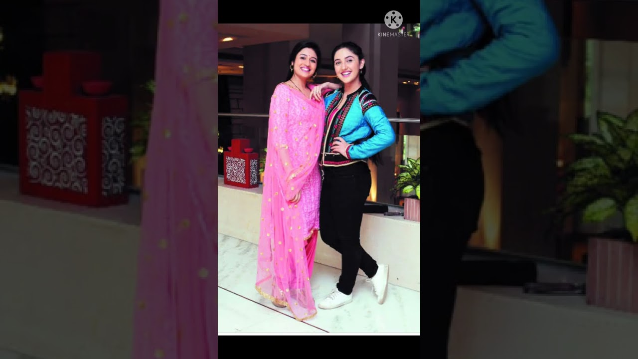 Ashnoor Kaur with her family 