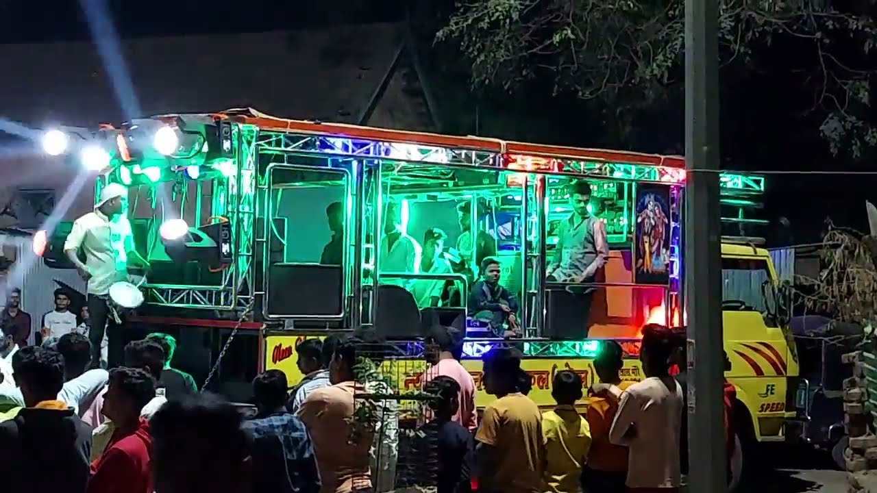 नजर लागणी कोनी मणा प्यारं ले by new Yashodhan band vadel (mo ) 8805413421