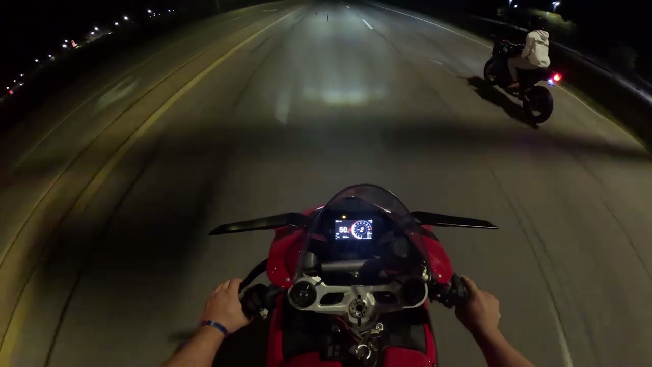 Ducati Panigale V2 ride part 1