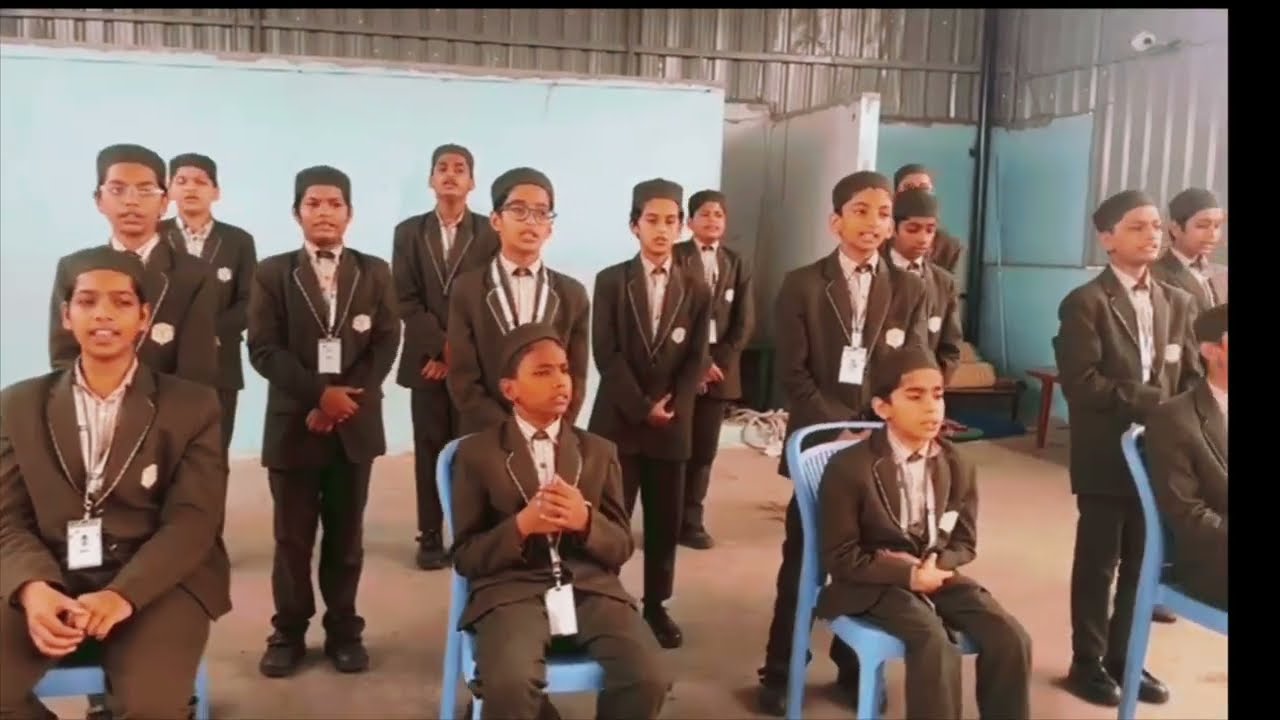 “Graceful Voices: Najaf Public School Students Reciting ‘Maulaya Salli Wasallim’”