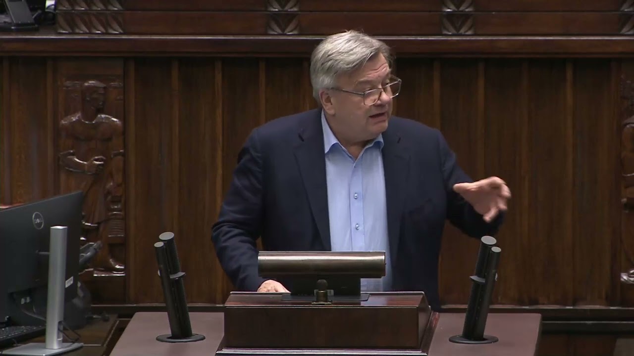 Artur Łącki - KSEF za szybko? 3 mln przedsiębiorc&oacute;w w niepewności