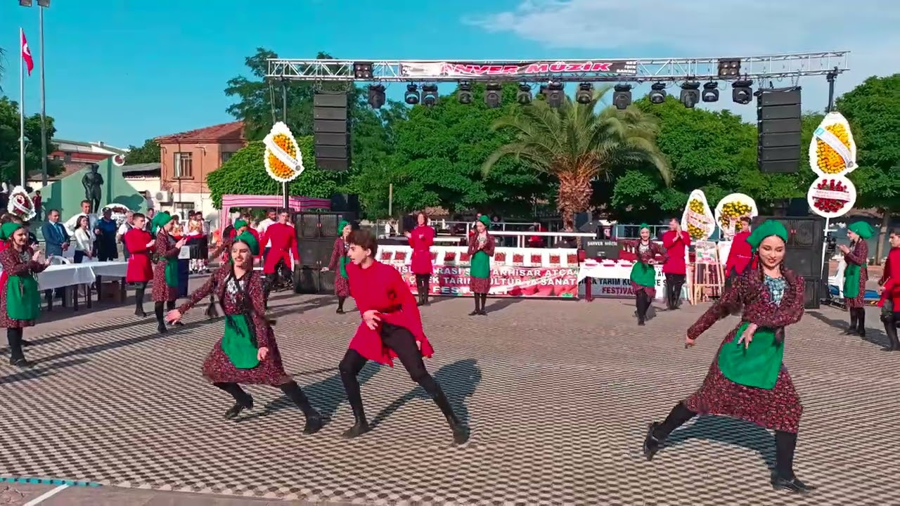 GÜRCİSTAN HALK OYUNLARI 51. SULTANHİSAR ATÇA NYSA ÇİLEK KÜLTÜR VE SANAT FESTİVALİ