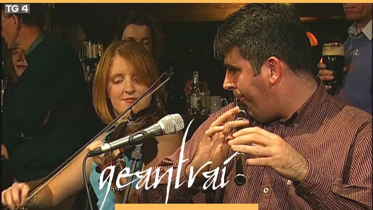 Irish Traditional Band, Providence | Taylors Three Rock, Ráth Fhearnáin, BÁC | Geantraí 2001 | TG4