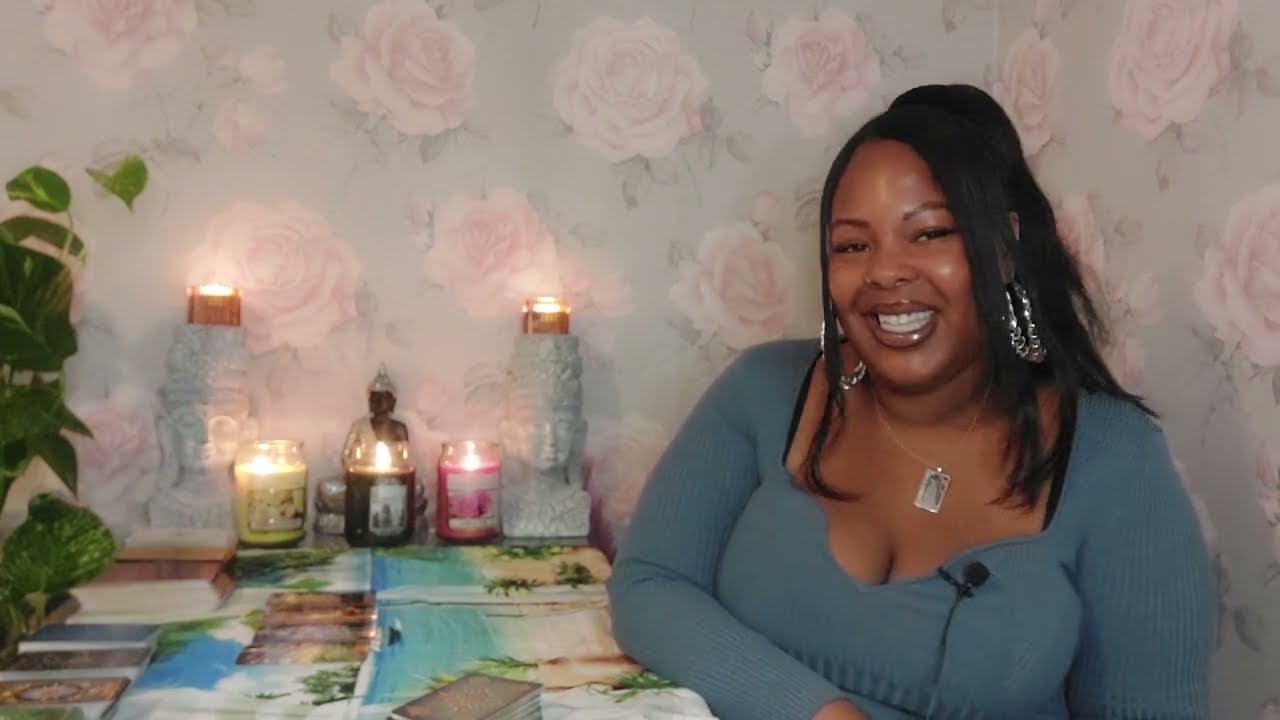 TAURUS♉️😲Very detailed read about the person you're connecting with and whats coming up 👀💘