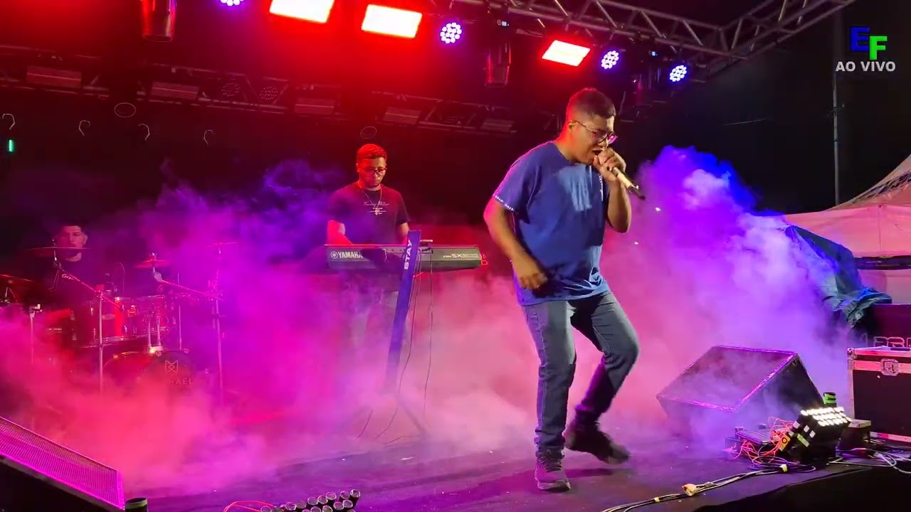 ALEXANDRE DO PISEIRO NA FESTA DO BARRO
