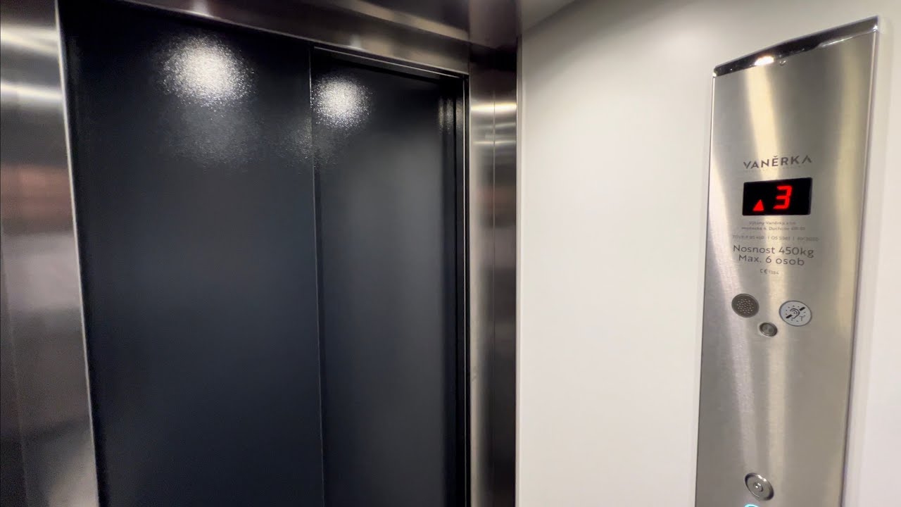 2020 Vaněrka MRL Traction Elevator @ Hotel Tři Knížata, Jihlava, Czech Republic.