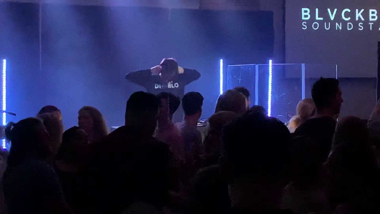 Joshua Munns Live from Blackbox Soundstage