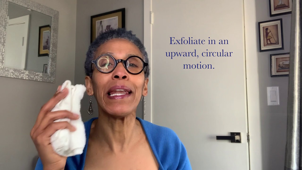 2 Tips For Exfoliating With A Washcloth