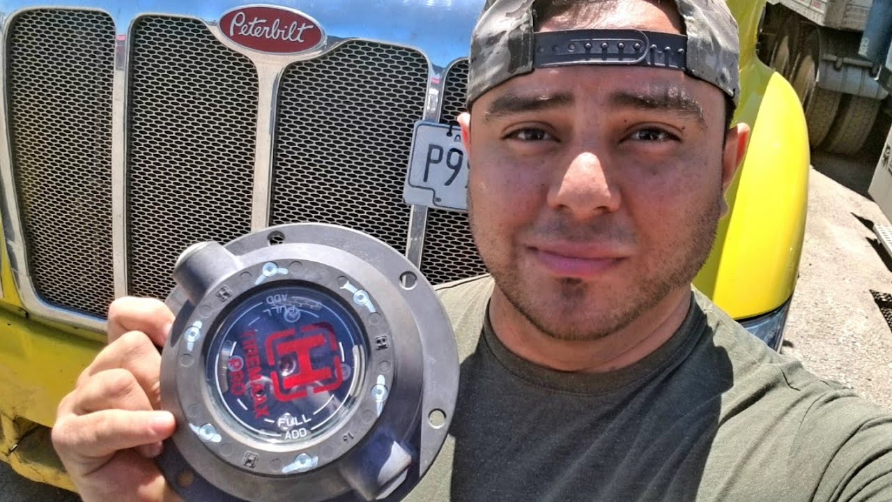 Replacing Trailer hubcap n seal / remplasando sello de traila/ owner operator/ Camion/chofer