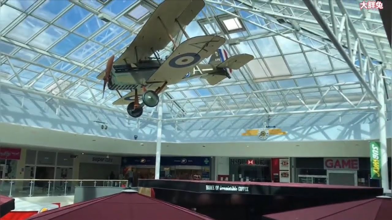 【Town Walk】#Farnborough town centre# England. UK The wonderful #air show town . #英國最大航空展覽地