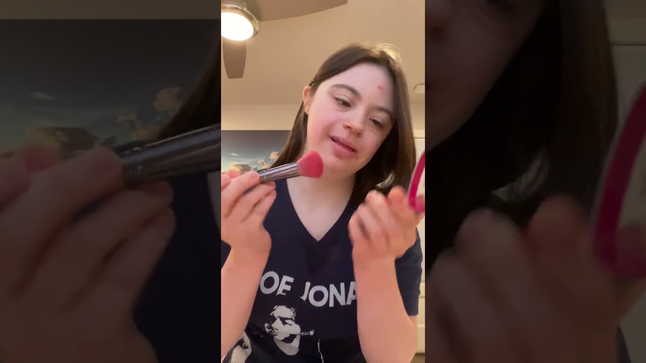 Princess Aurora makeup look