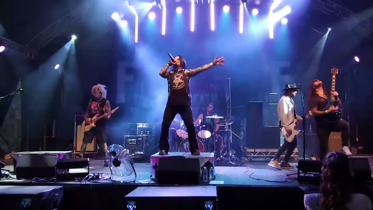 SOUTH OF SALEM 🤘🧟&zwj;♂️🤘👻🤘 - FULL SET FROM CHEPSTOW CASTLE 2025 - FULL4K FRONT ROW VIEW 