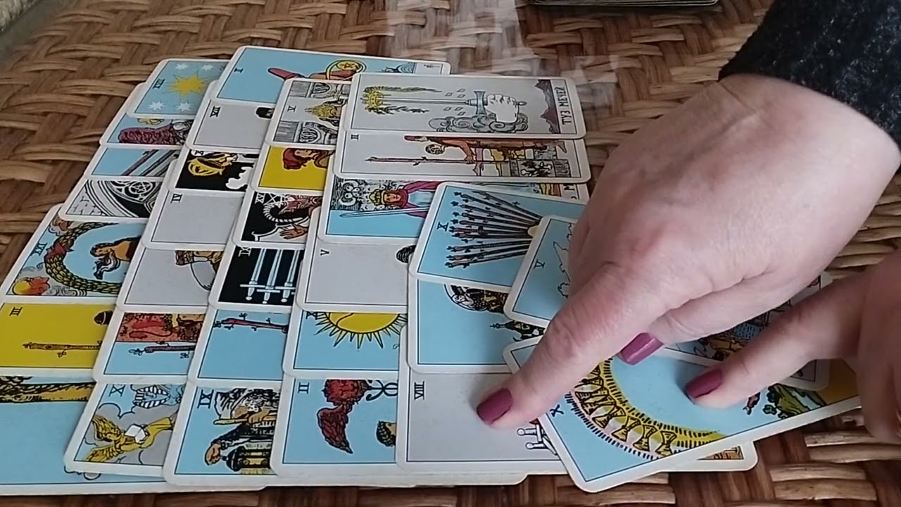 Расклад Таро Его решение по поводу ваших отношений