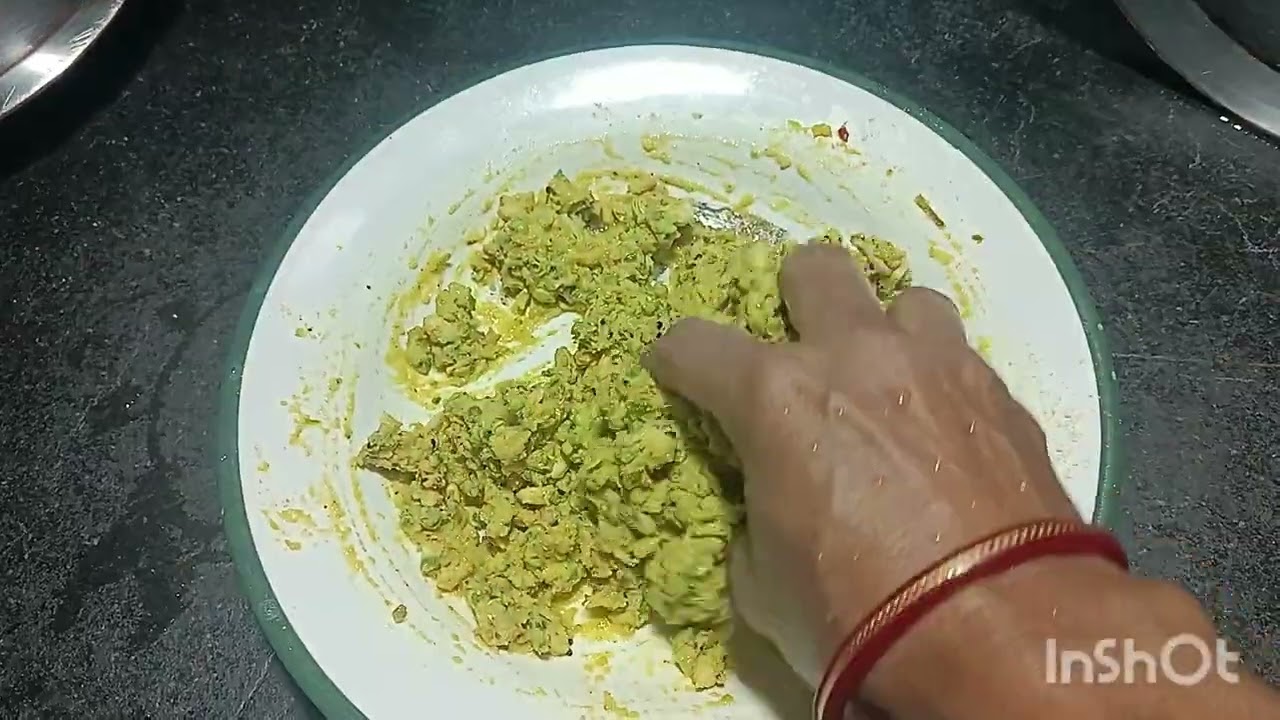 সজনে ফুলের বড়া খুব পুষ্টি কর খাবার