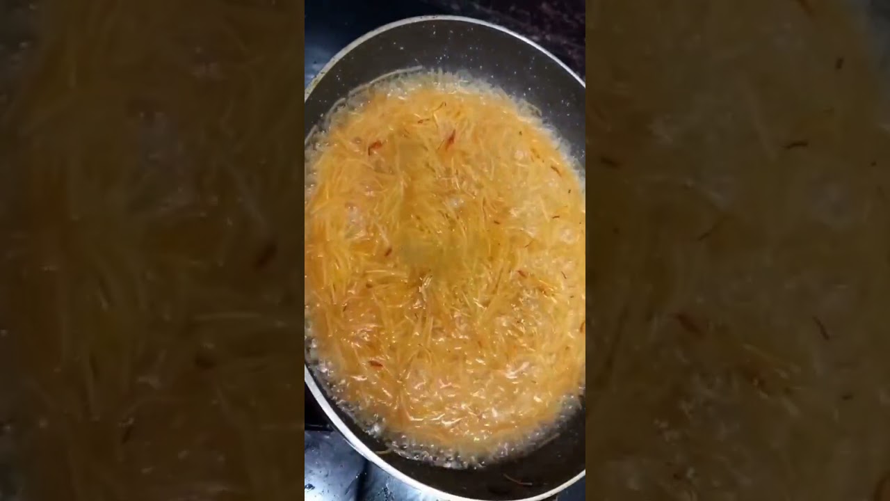 Sweet Vermicelli: A Delightful and Creamy Indian Dessert! 🍜🍬