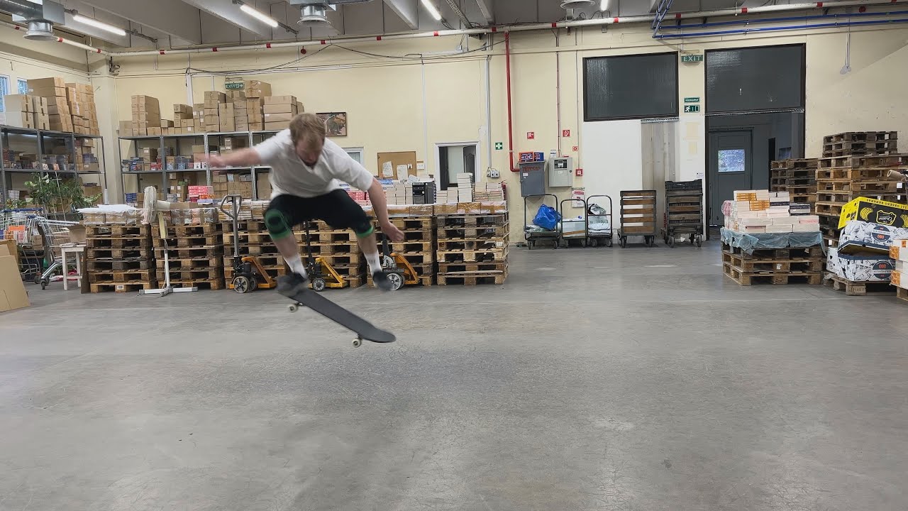 Skating in the Nike Nyjah 3 after a long time, slippery but works!