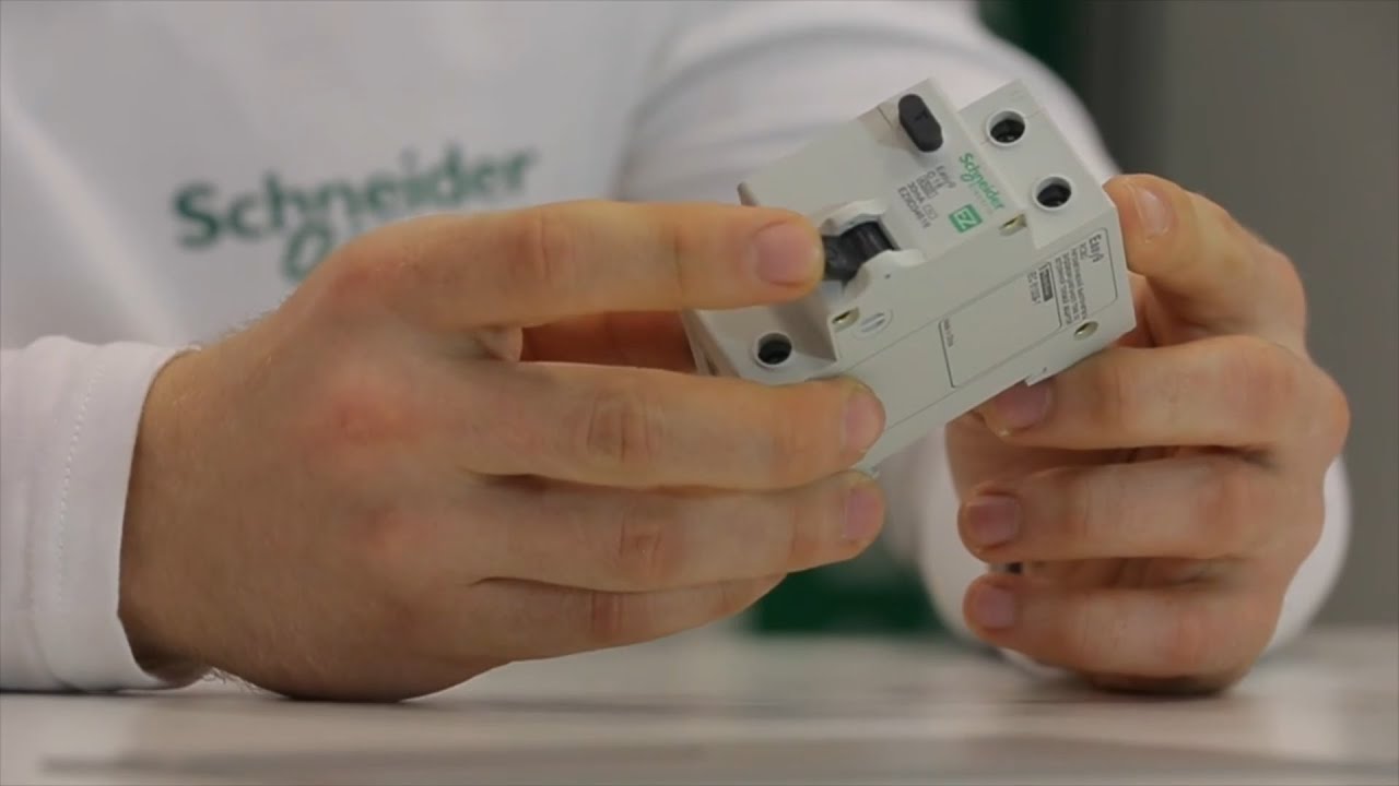 Дифференциальные автоматические выключатели дифавтоматы EASY 9 Schneider Electric
